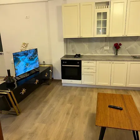 شقة Flat In - Modern & Cozy