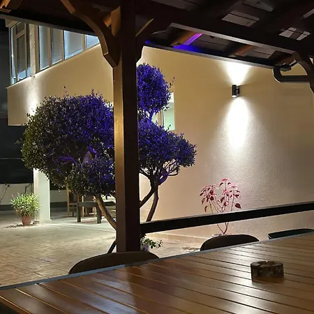 Flat In - Modern & Cozy Apartamento *